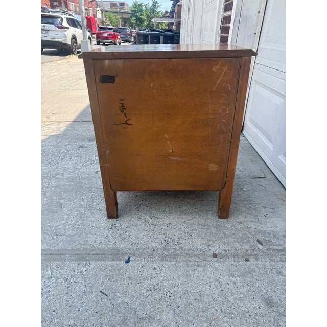Vintage French Provincial Bachelor’s Chest Nightstand For Sale - Image 12 of 12