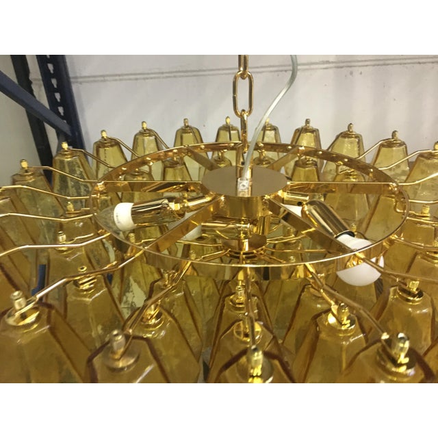 Poliedro Murano Glass Green Chandelier with Gold Metal from Simoeng For Sale - Image 4 of 11