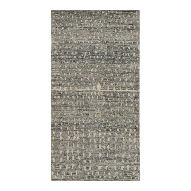 Rug & Kilim’s Modern Moroccan Style Rug in Gray and Beige Geometric Patterns For Sale