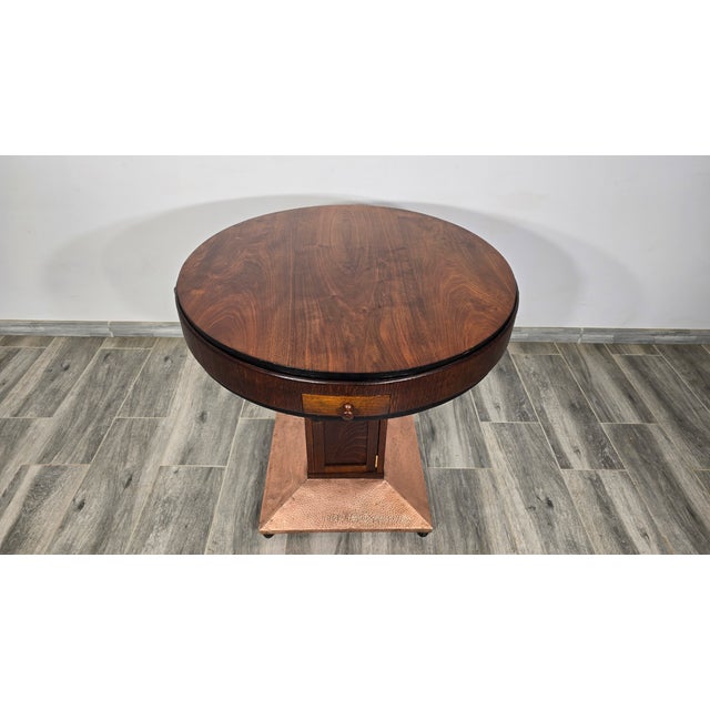 Art Deco Chess and Poker Table, in Good conditions. Designed 1920 to 1949