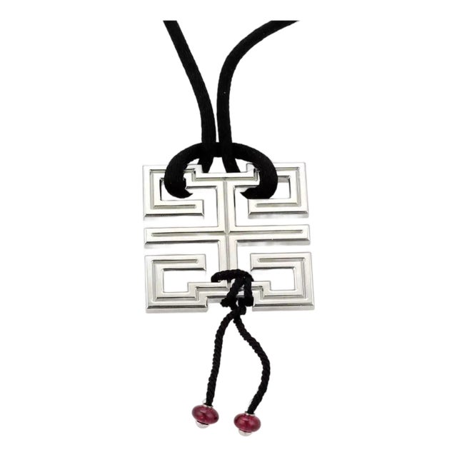 Cartier Le Baiser du Dragon 18K Gold Garnet Pendant Cord Necklace Paper For Sale