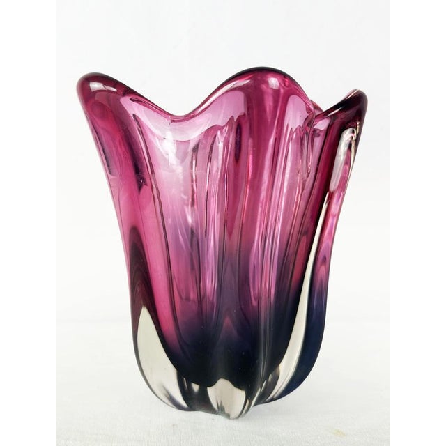 Dark Pink and Purple Sommerso Glass Vase attributed to Josef Hospodka for Chribska, 1960s For Sale - Image 12 of 15