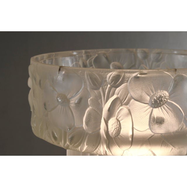 1930s Georges Leleu Nickeled Bronze & Floral Glass French Art Deco Table Lamp For Sale - Image 14 of 18