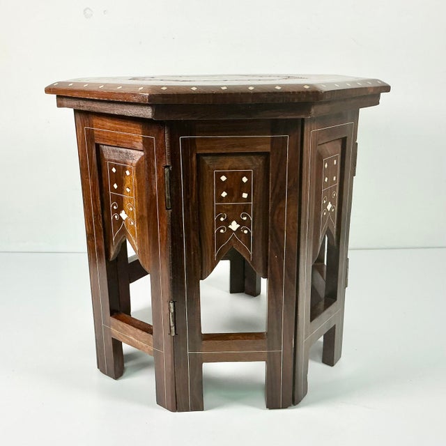 1970s Vintage Boho Chic Moroccan Mediterranean Octagonal Wood Inlaid Drinks Table For Sale - Image 6 of 12