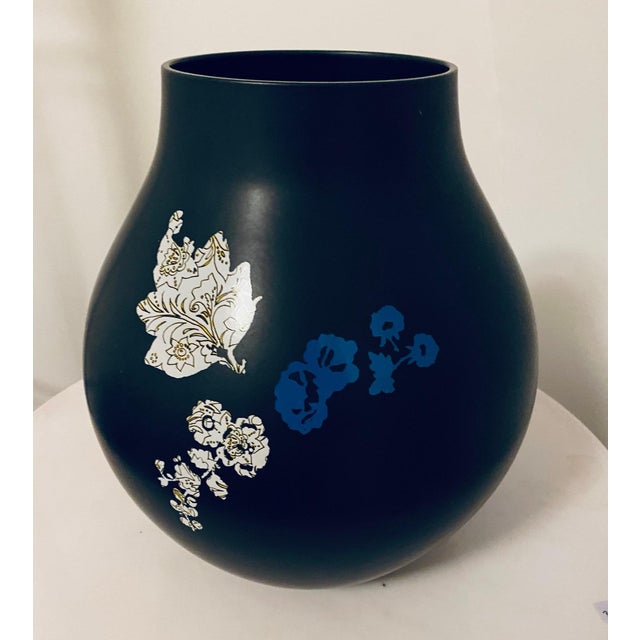 2000 - 2009 Vintage 2005 Hella Jongerius for Ikea Ps Jonsberg Vase - Matte Midnight Blue / Black Soviet Union Edition For Sale - Image 5 of 12
