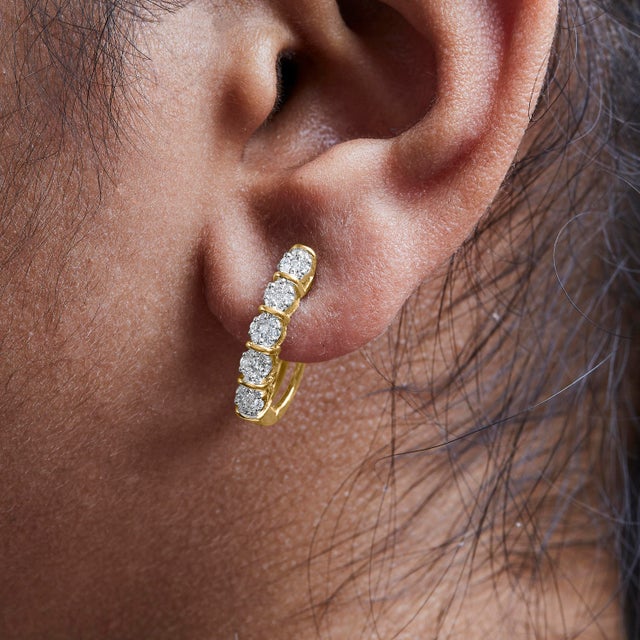 14k Yellow Gold 1/2 Cttw Diamond Cluster Hoop Earrings (H-I Color, SI2-I1 Clarity) For Sale - Image 4 of 5