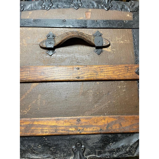 Small Trunk in Oak For Sale - Image 9 of 16