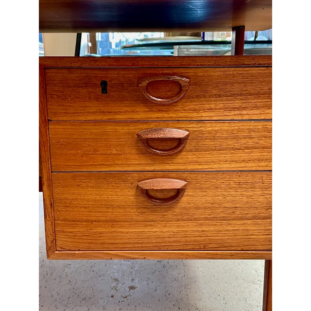 1960s Danish Teak Executive Desk in the Style of Kai Kristiansen For Sale - Image 10 of 11