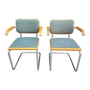 1980s Vintage Marcel Breuer for Knoll Int. Arm Chairs - Set of 2