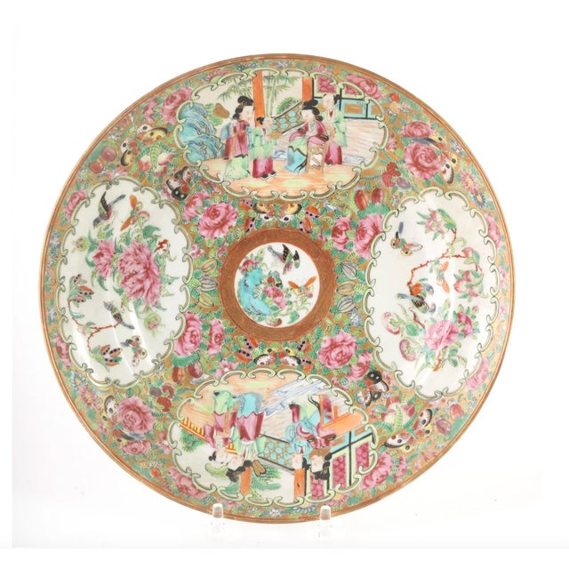 Beautiful slightly dished set of 8 plates with exquisite details, beautifully hand painted. Lovely for use or wall display