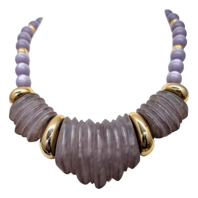 Vintage 1985 Signed Napier Purple "Sherbet" Molded Lucite Collar Necklace For Sale