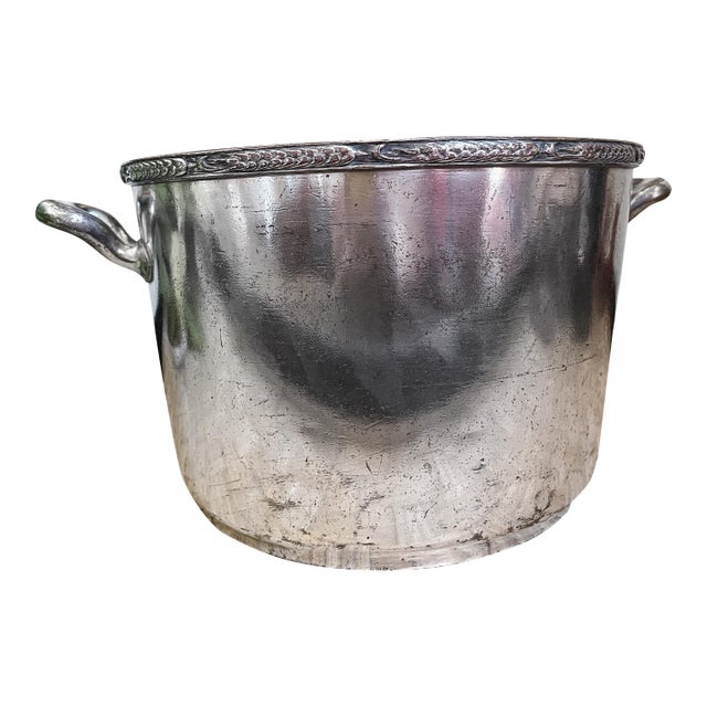 1930 Silver Plated Champagne Bucket From Hotel Pierre Nyc For Sale