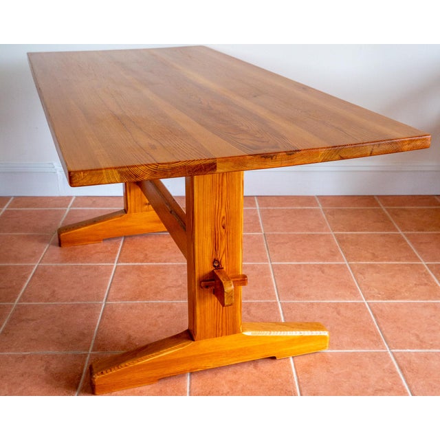 Gold Mid-Century Modern Refectory Pine Dining Table in Blonde by Trestle R. Nance, 1960s For Sale - Image 8 of 18