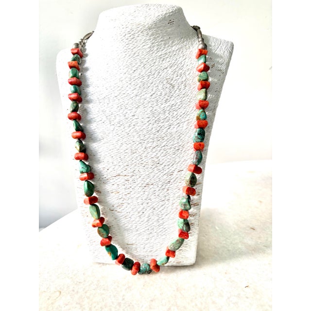 American Vintage Native American Turquoise and Coral Beaded Necklace With Sterling Silver Clasp For Sale - Image 3 of 5