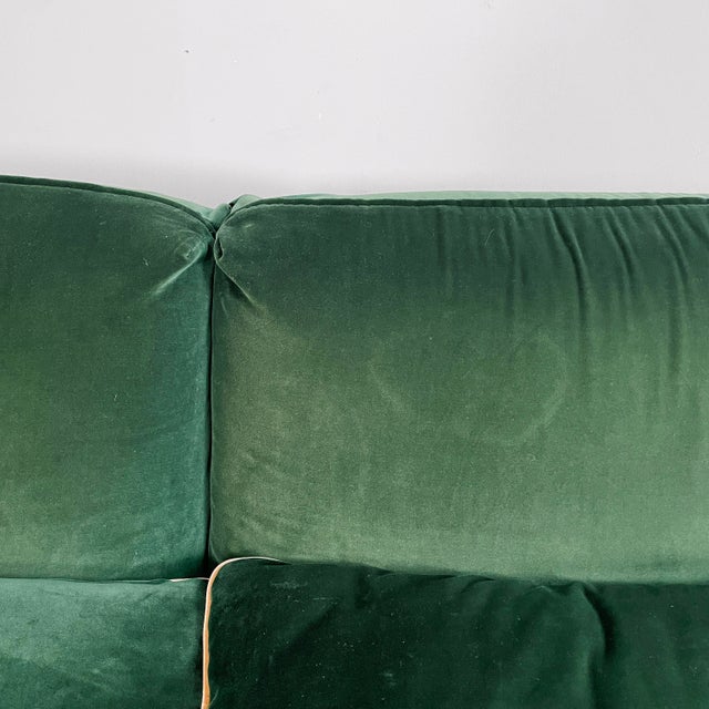 Wood Italian Modern Raffle Green Velvet Sofa by Vico Magistretti for De Padova, 1990s For Sale - Image 7 of 18