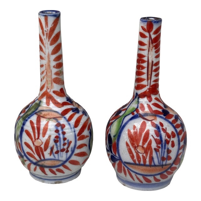 Pair of Small 19th Century Japanese Imari Vase For Sale