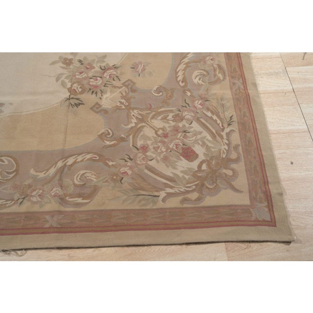 8x10 Vintage Aubusson Flat Weave Wool Rug, Beige Rose Bouquet For Sale In New York - Image 6 of 14