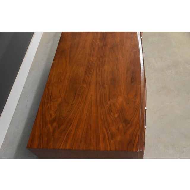 1950s Refinished Robsjohn Gibbings for Widdicomb Dresser For Sale - Image 5 of 10