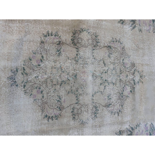 Traditional Antique Oushak Neutral, Purple and Green Rug With Foliate Detail For Sale - Image 3 of 11