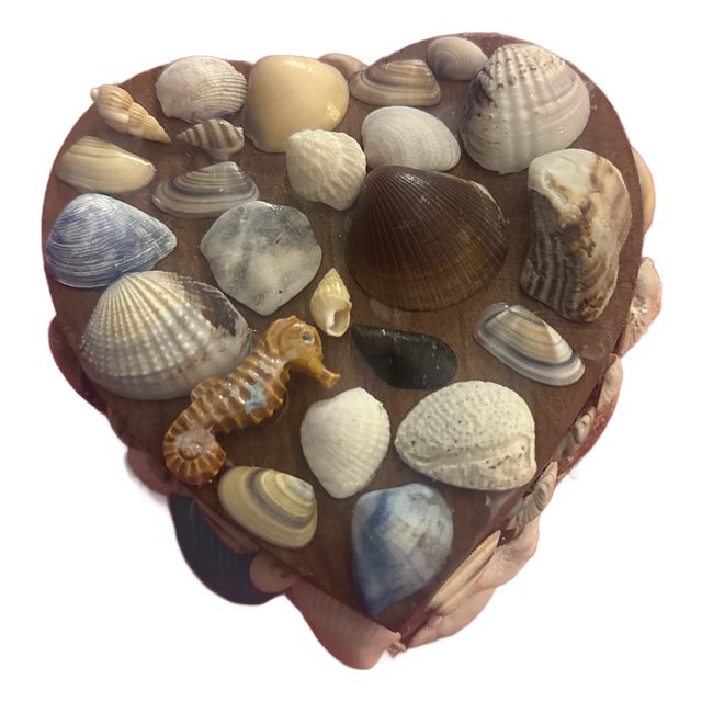 Heart-Shaped Sailor’s Valentine Seashell Trinket Box For Sale