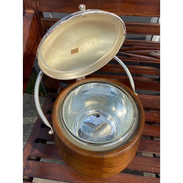 Mid-Century Modern Vintage Walnut & Chrome Ice Bucket For Sale - Image 3 of 6