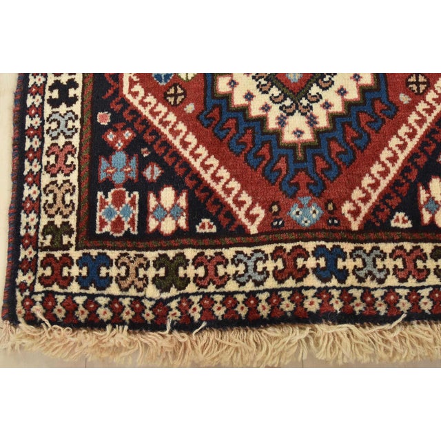 Yalameh Rug 1’9” X 2’8” Red Wool Vintage Tribal Hand-Knotted Oriental Carpet For Sale In Philadelphia - Image 6 of 8