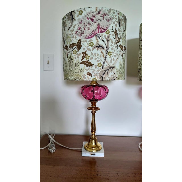 Traditional 1950s Cranberry Glass and Brass Lamps With Morris Shade - a Pair For Sale - Image 3 of 11