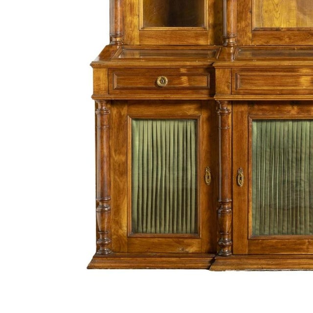 19th Century Bookcase in Mahogany For Sale - Image 3 of 6