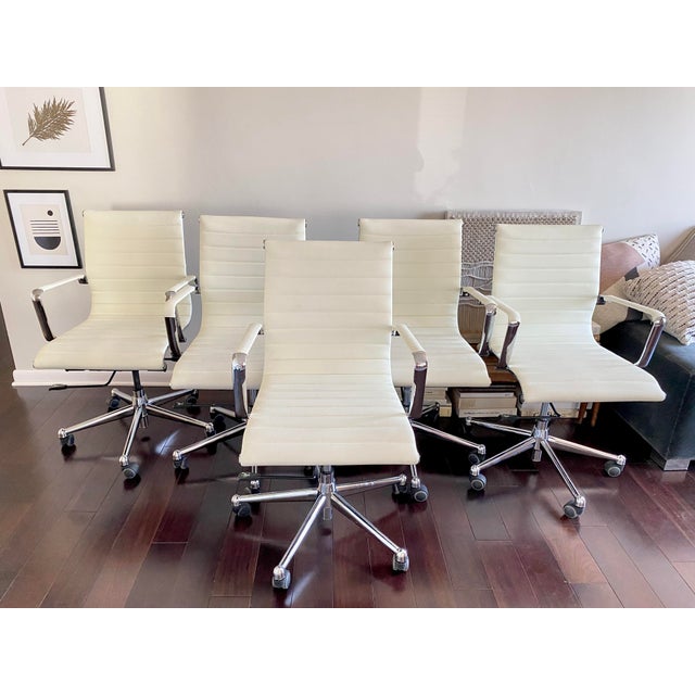 Kimball Mid Century Style Alumma White Conference Chairs With Pneumatic