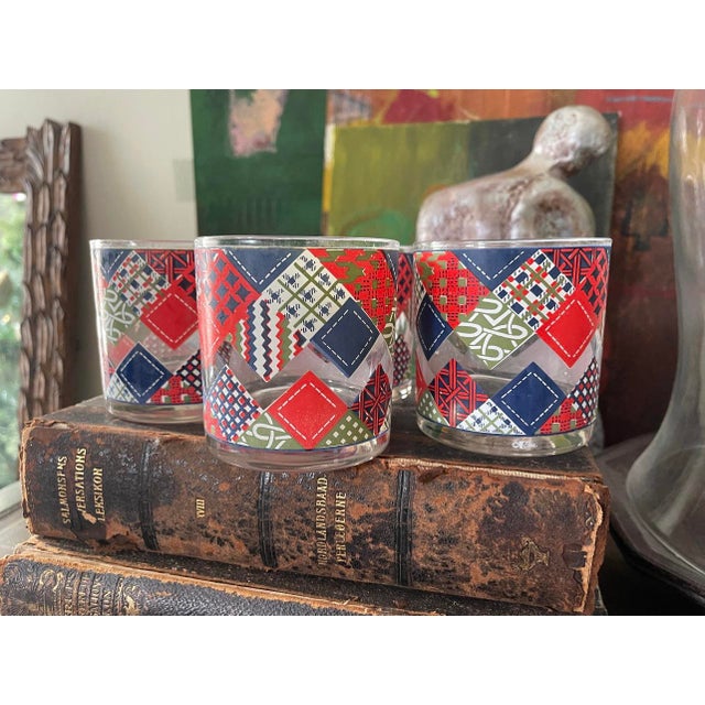 Art Deco Vintage Cora Red and Blue Patchwork Lowball Whiskey Glasses - Set of Four (4) For Sale - Image 3 of 7
