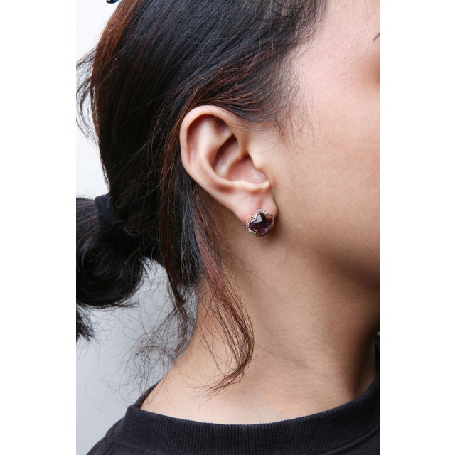 Haus of Brilliance 18K Rose Gold 3/8 Cttw Diamond and 11x11mm Clover-Cut Purple Amethyst Gemstone Clover Halo Stud Earr For Sale - Image 4 of 5