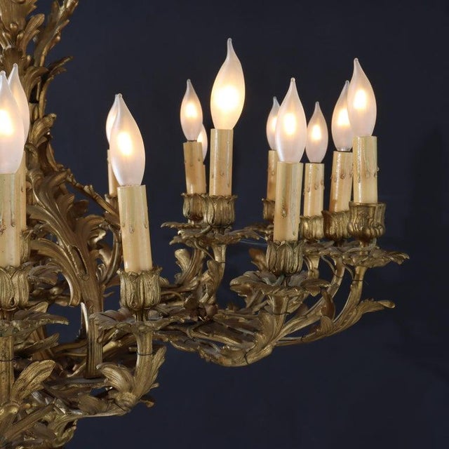 Early 19thC Large French Louis XIV Gilt Bronze 24-Light Foliate Chandelier For Sale - Image 6 of 12