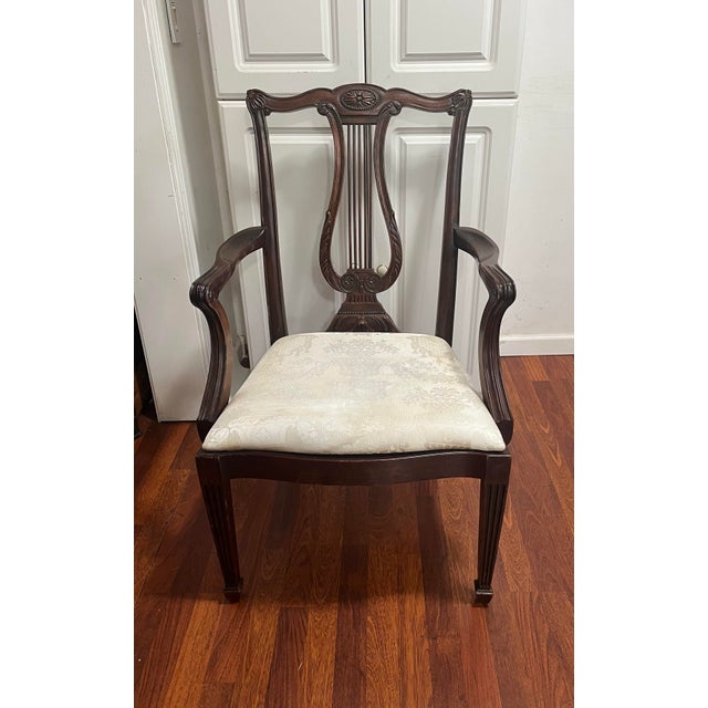 Arm Chairs Chippendale LyreBack Hepplewhite Henkel Harris Vintage Model number 118a with a number 29 finish, impressive...