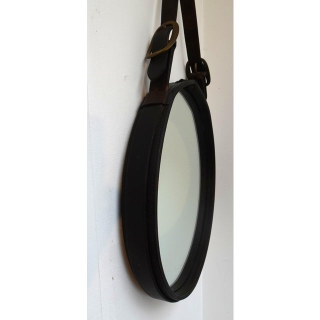 Large Sadderly Leather Round Mirror by Jacques Adnet, 1940s For Sale - Image 13 of 18