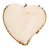 Huge Angel Skin Coral Heart Ring 60s Vintage 18k Yellow Gold Cocktail Jewelry size 5 For Sale