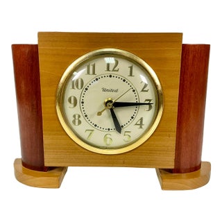 1940s Vintage Art Deco Arts & Crafts Boho Chic Wood Tabletop Clock For Sale