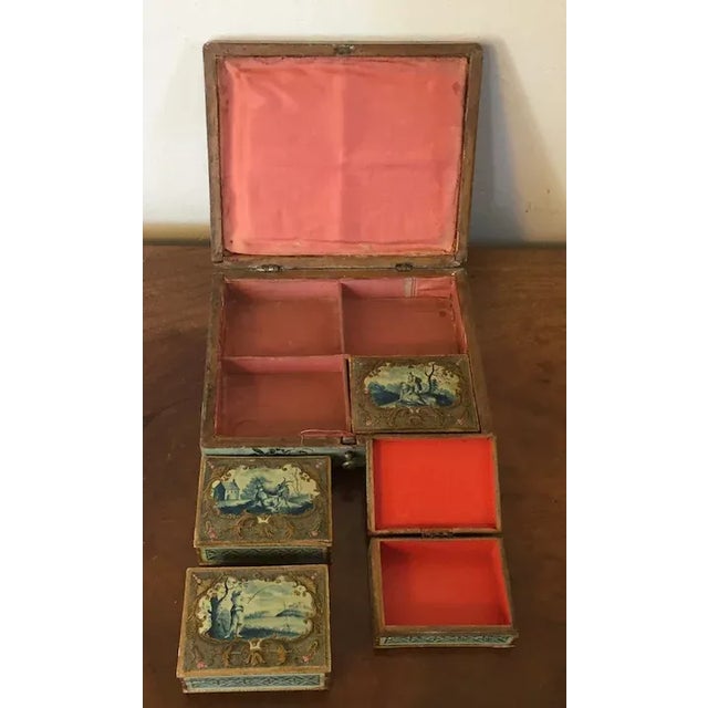 Antique 18th Century Belgian Grand Tour Lacquer Paint Decorated Wood Jewelry Trinket Box For Sale - Image 4 of 13