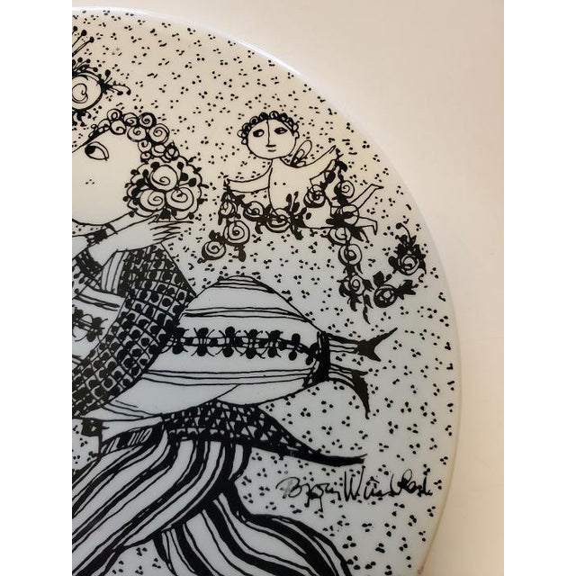 1960s Bjorn Wiinblad Ceramic Wall Plaque "Marts Victoire" Denmark - March For Sale - Image 10 of 13