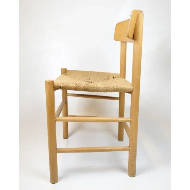 Wood Model J39 Folk Chairs by Børge Mogensen for FDB Furniture, 1960s, Set of 6 For Sale - Image 7 of 11