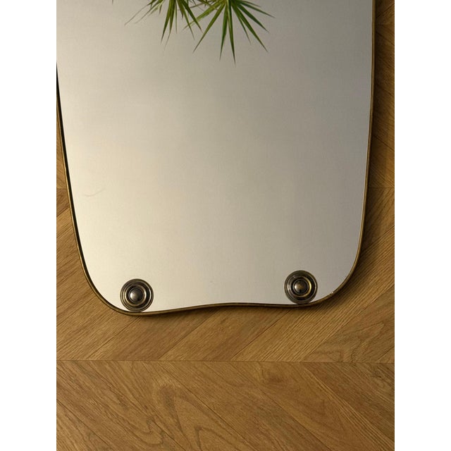 Mid-Century Modern Italian Modernist Gilded Brass Mirror in the style of Gio Ponti, 1960s For Sale - Image 3 of 18