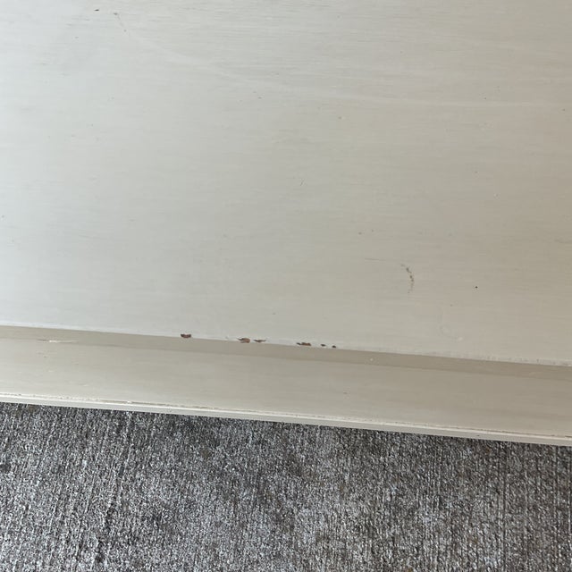 1970s Vintage Henredon Fine Furniture End Table Nightstand For Sale - Image 11 of 12