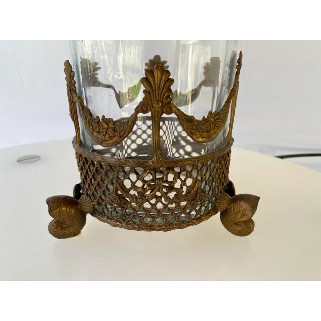 1980s Vintage Hollywood Regency Bronze Lead Crystal Castilian 3 Piece Cylindrical Scallop Shell Lidded Nautilus Footed Jar For Sale - Image 5 of 7