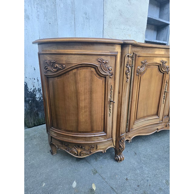 Low Louis XV Wooden Sideboard, 1970s For Sale - Image 4 of 17