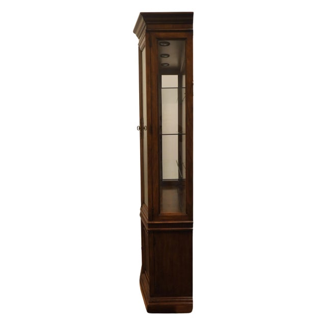 Drexel Heritage Tyron Manor Collection Walnut Country French 48" Lighted Display China Cabinet 127-424 For Sale - Image 10 of 12