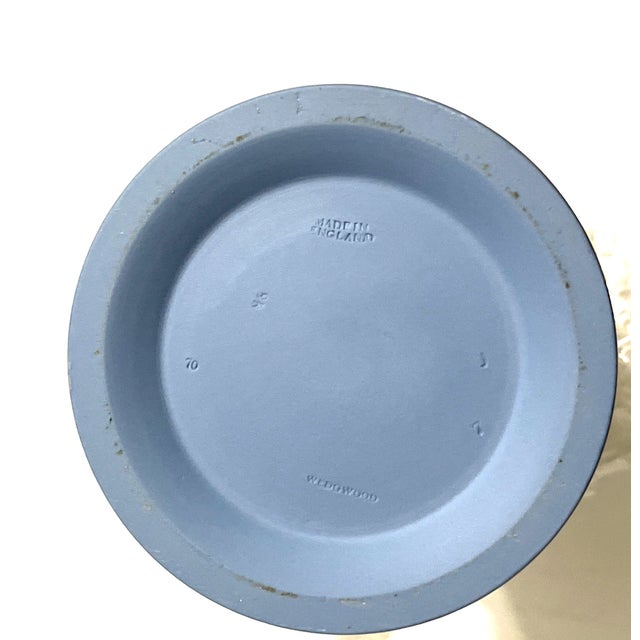 1990s Wedgwood Classic Matte Blue Jasperware Vase With Frog For Sale - Image 5 of 5