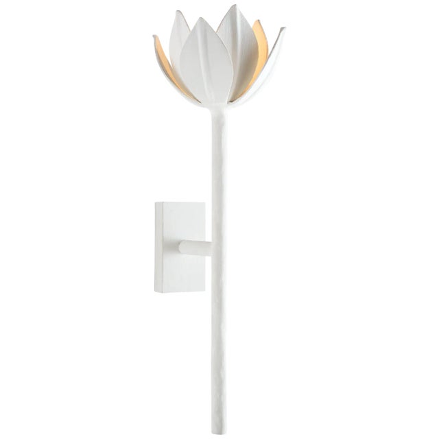 Julie Neill for Visual Comfort Signature Alberto Medium Sconce in Plaster White For Sale