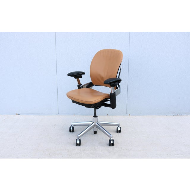 Steelcase Leap Coach Limited Edition Ergonomic Desk Chair in Camel Tan Leather For Sale In New York - Image 6 of 18