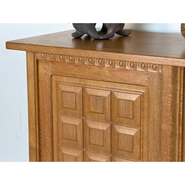 Brown Mid-Century Modern Oak Credenza with Leaded Glass by Henning Kjærnulf, 1960s For Sale - Image 8 of 10