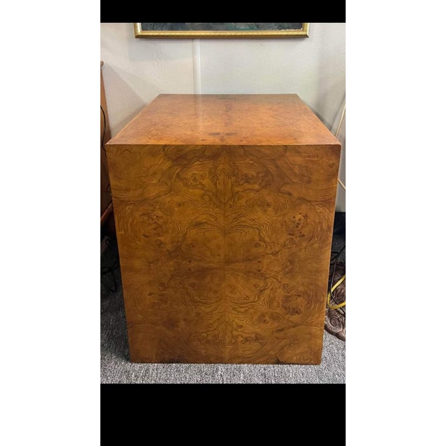 Mid 20th Century Mid-Century Modern Burl Veneer Cube End Table/Pedestal For Sale - Image 5 of 5