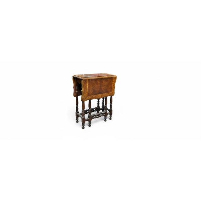 1940s William and Mary Style Dropleaf Table For Sale In Chicago - Image 6 of 16